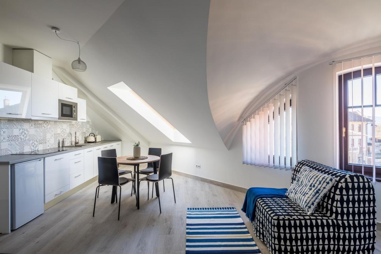 Stafétaház Apartmanok Vác Extérieur photo
