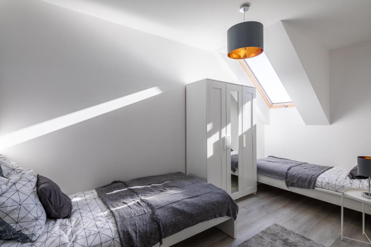 Stafétaház Apartmanok Vác Extérieur photo