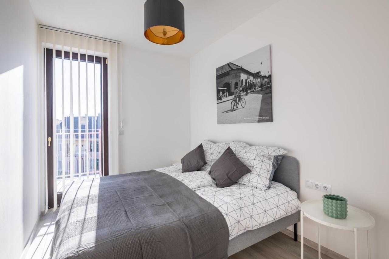 Stafétaház Apartmanok Vác Extérieur photo