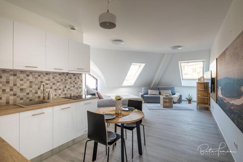 Stafétaház Apartmanok Vác Extérieur photo