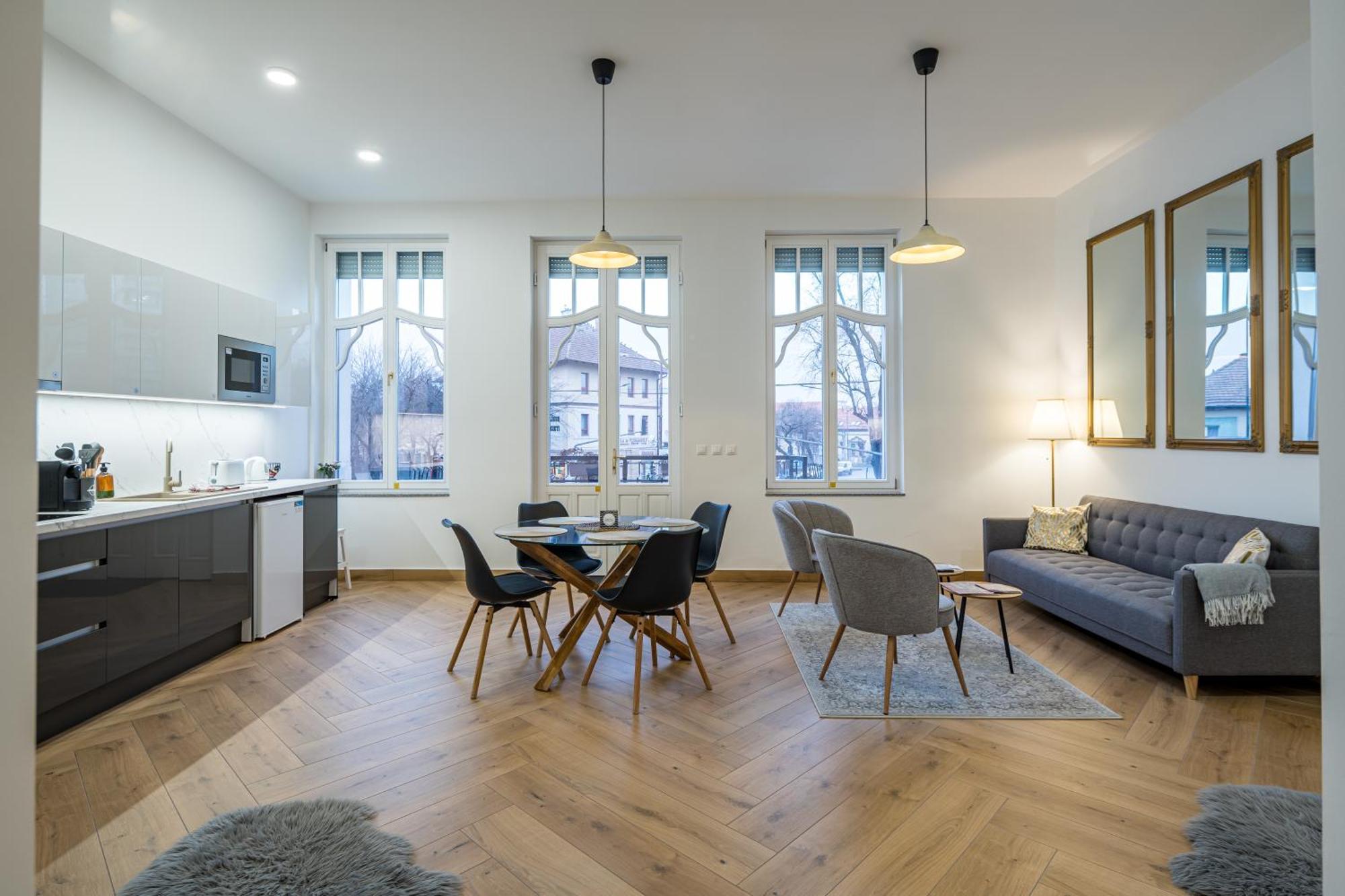 Stafétaház Apartmanok Vác Extérieur photo