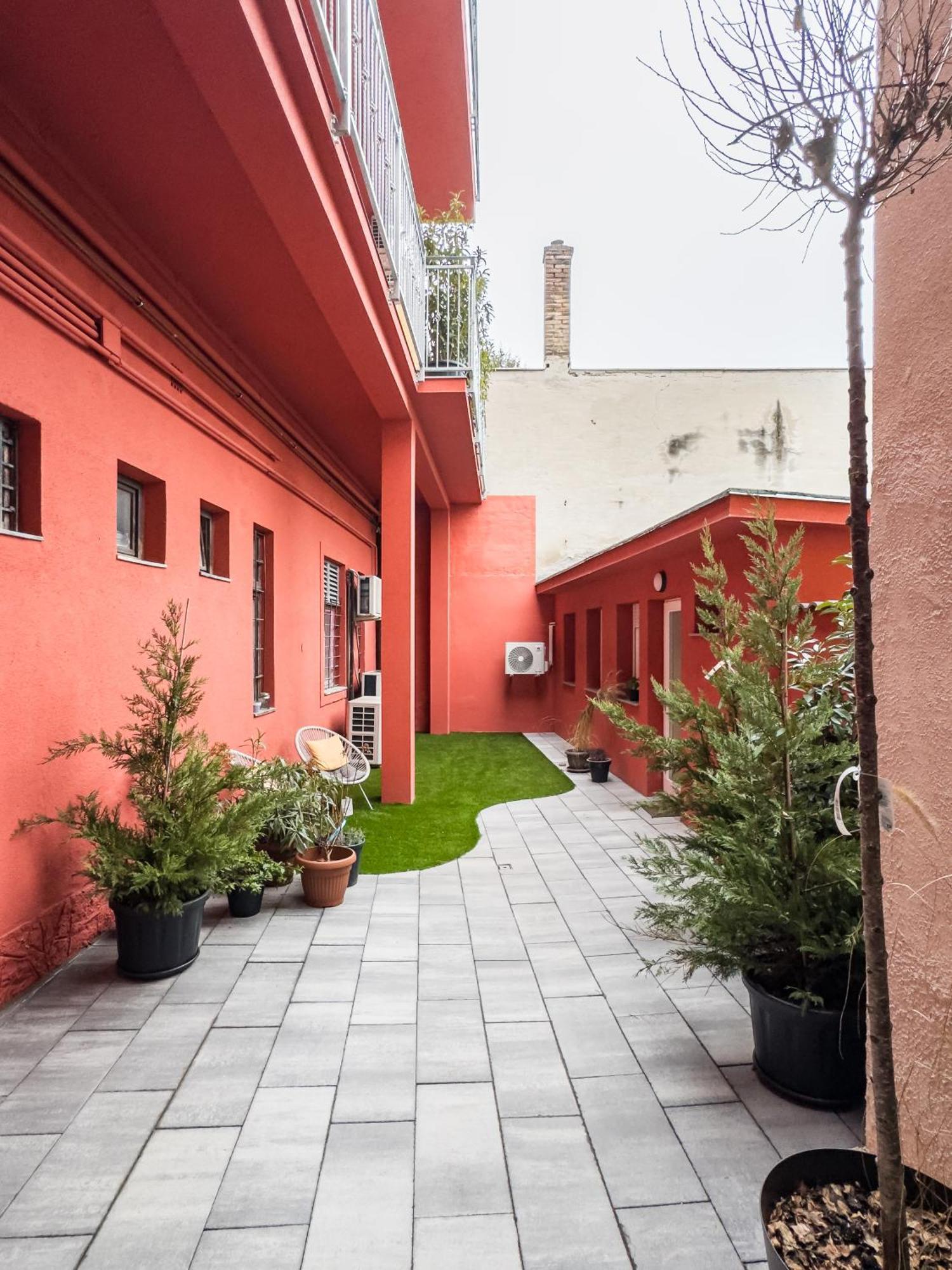 Stafétaház Apartmanok Vác Extérieur photo